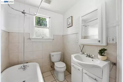 359 Parrott St, San Leandro, CA 94577 - Photo 19