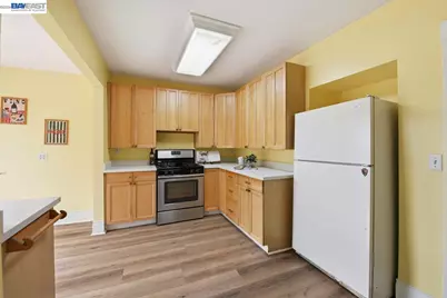 359 Parrott St, San Leandro, CA 94577 - Photo 9