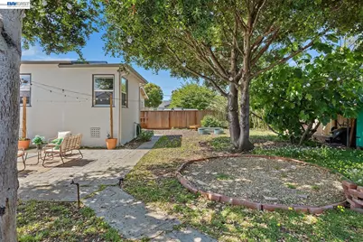2807 Downer Avenue, Richmond, CA 94804 - Photo 9
