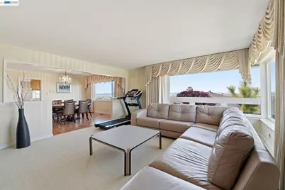 1961 Marineview Dr, San Leandro, CA 94577 - Photo 5