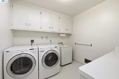 1961 Marineview Dr, San Leandro, CA 94577 - Photo 25