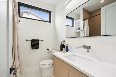 1517 Fairview St, Berkeley, CA 94703 - Photo 67