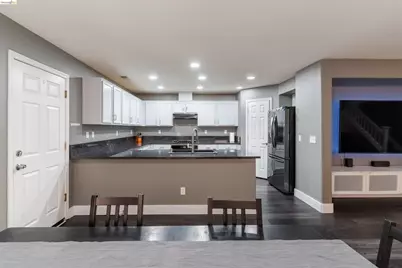 91 Olmsted Ct, Pittsburg, CA 94565 - Photo 5