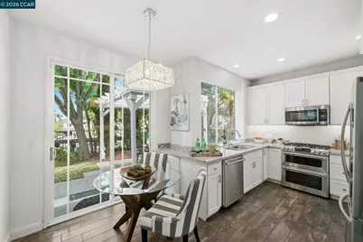 908 Vista Pointe Dr, San Ramon, CA 94582 - Photo 17