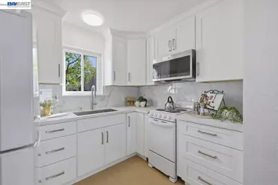 34362 Enea Ter, Fremont, CA 94555 - Photo 17
