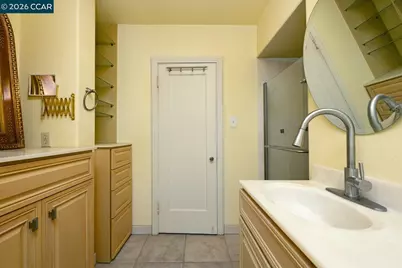 477 10th St, Pittsburg, CA 94565 - Photo 27