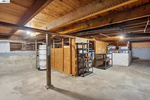 21060 Western Blvd, Hayward, CA 94541 - Photo 17