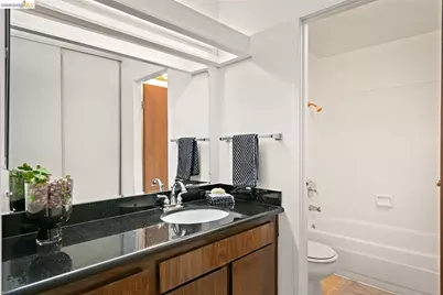 555 Pierce St #422, Albany, CA 94706 - Photo 17