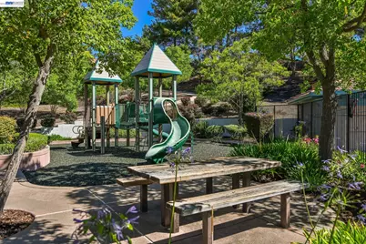 3551 Shadow Creek Dr, Danville, CA 94506 - Photo 43