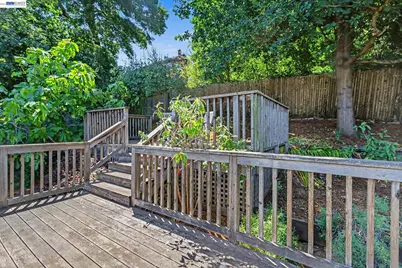 667 Rosal Ave, Oakland, CA 94610 - Photo 31