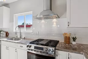 969 63rd St, Oakland, CA 94608 - Photo 9