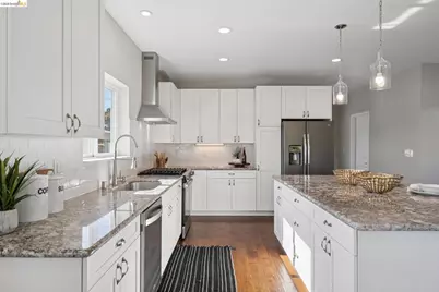 969 63rd St, Oakland, CA 94608 - Photo 21