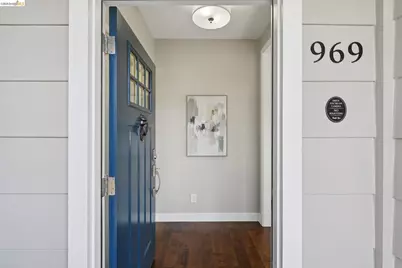 969 63rd St, Oakland, CA 94608 - Photo 5