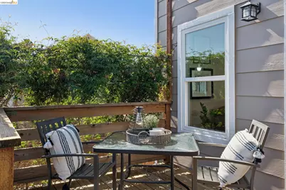 969 63rd St, Oakland, CA 94608 - Photo 51