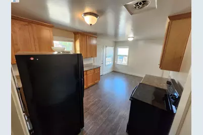 18680 Stanton Ave, Castro Valley, CA 94546 - Photo 3