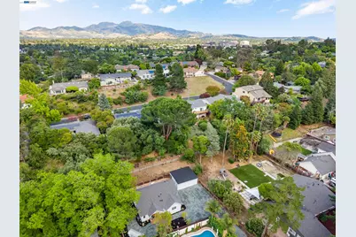 2464 Larkey Lane, Walnut Creek, CA 94597 - Photo 45