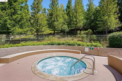 320 Caldecott #116, Oakland, CA 94618 - Photo 21