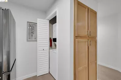 320 Caldecott #116, Oakland, CA 94618 - Photo 7