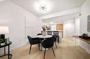 320 Caldecott, Oakland, CA 94618 - Photo 9