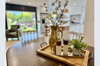 17880 Apricot Way, Castro Valley, CA 94546 - Photo 21