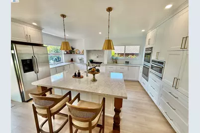 17880 Apricot Way, Castro Valley, CA 94546 - Photo 29