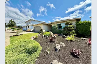 17880 Apricot Way, Castro Valley, CA 94546 - Photo 3