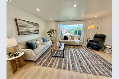 17880 Apricot Way, Castro Valley, CA 94546 - Photo 9