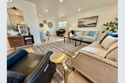 17880 Apricot Way, Castro Valley, CA 94546 - Photo 13