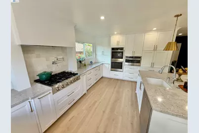 17880 Apricot Way, Castro Valley, CA 94546 - Photo 33