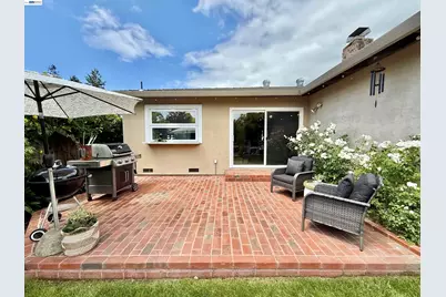 17880 Apricot Way, Castro Valley, CA 94546 - Photo 57