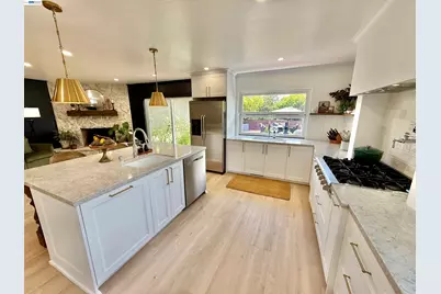 17880 Apricot Way, Castro Valley, CA 94546 - Photo 35
