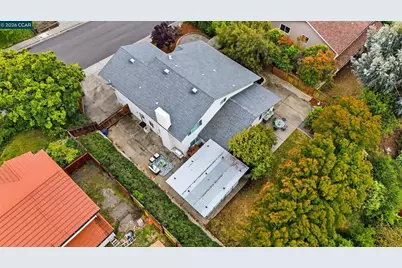 877 Dover Cir, Benicia, CA 94510 - Photo 57