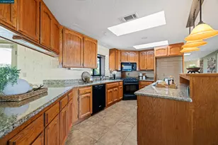 9015 Doubletree Ln, Livermore, CA 94551 - Photo 21