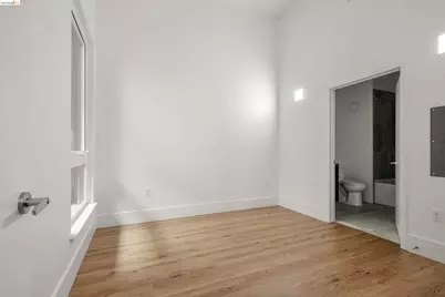 1545 32nd Street #110, Oakland, CA 94608 - Photo 19