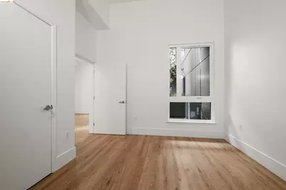 1545 32nd Street #110, Oakland, CA 94608 - Photo 21