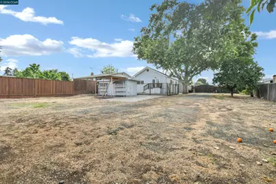 15 Alves Ln, Bay Point, CA 94565 - Photo 33