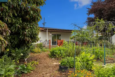 641 Donna Mae Ct, El Sobrante, CA 94803 - Photo 31