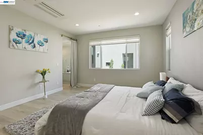 5977 Lombard St, Dublin, CA 94568 - Photo 9