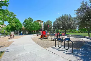 4739 Perugia St, Dublin, CA 94568 - Photo 47