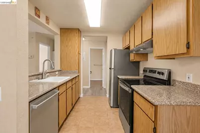 6 Lancaster Cir #108, Bay Point, CA 94565 - Photo 9