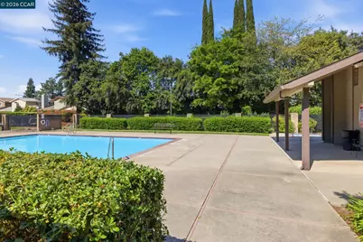 102 Luna Grande Cir #5, Sacramento, CA 95834 - Photo 37
