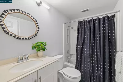 102 Luna Grande Cir #5, Sacramento, CA 95834 - Photo 29