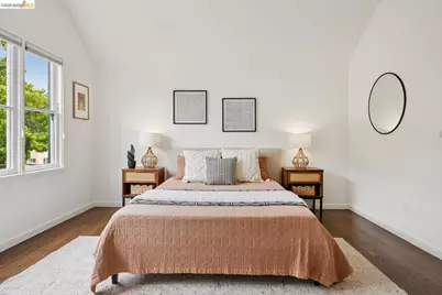 1357 25th St, Oakland, CA 94606 - Photo 27