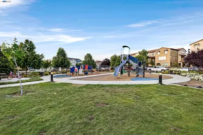 1270 Gusty Loop #3, Livermore, CA 94550 - Photo 37