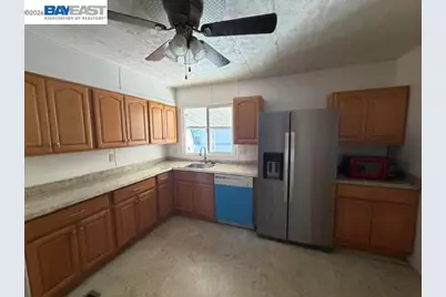 543 Cumana Circlle, Union City, CA 94587 - Photo 5