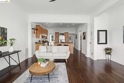 1082 Church St, San Francisco, CA 94114 - Photo 5
