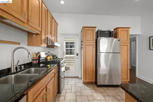 1082 Church St, San Francisco, CA 94114 - Photo 15