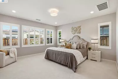2542 Azalea Ave, Tracy, CA 95376 - Photo 29
