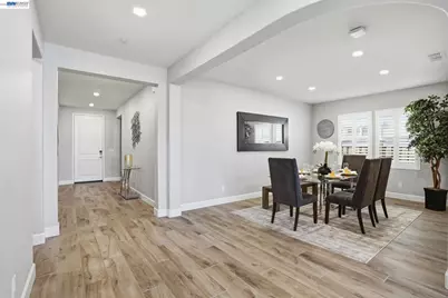2542 Azalea Ave, Tracy, CA 95376 - Photo 33