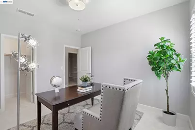 2542 Azalea Ave, Tracy, CA 95376 - Photo 13